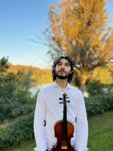 Violinista magallánico representará a Chile en festival internacional en Italia