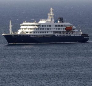Primeros infectados por hantavirus estuvieron más de 20 días en Chile antes de abordar crucero