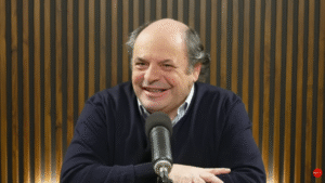 Exministro Rodrigo Álvarez analizó el presente político nacional