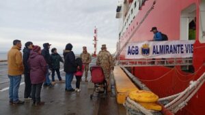 Más de 500 personas visitaron el rompehielos Viel en el marco del “mes del mar”