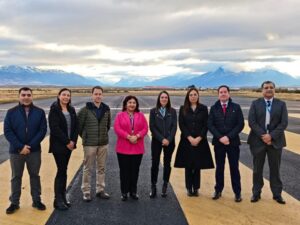 Autoridades evalúan soluciones definitivas para la pista del Aeródromo de Natales