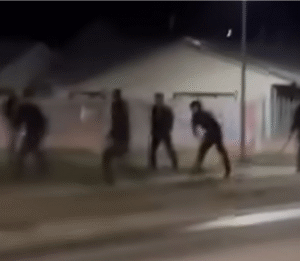 Ataque con machetes en sector sur de Punta Arenas deja a un joven internado con fracturas