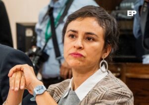 Diputada Morales oficia a Contraloría tras embargos del 100% de sueldos a deudores del CAE