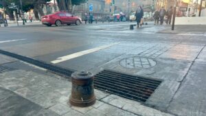 SERVIU refuerza llamado al cuidado de la red de aguas lluvias tras detectar descarga de residuos en sumideros
