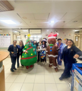Voluntarias brindaron alegría con visita a hospital a niños pacientes oncológicos