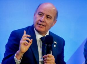 Senado aprueba en general proyecto de Reconstrucción Nacional del Gobierno