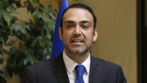 Senador Bianchi pone en duda su voto a la 