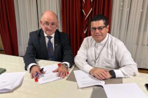 Juan Francisco Peña es el primer representante legal laico del Liceo Monseñor Fagnano