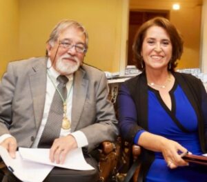Adiós a Abraham Santibáñez: el maestro que honró hasta el final el periodismo chileno