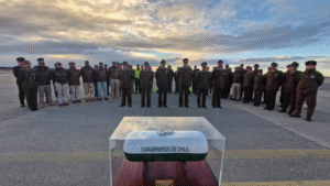 Carabineros de Magallanes recibe la histórica
