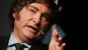 Milei propone ley para crear empresas de IA autónomas y sin dueños humanos en Argentina