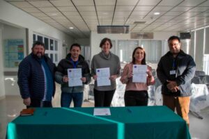 Cesfam 18 de Septiembre entra en su etapa final tras simbólica entrega de llaves