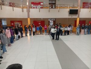 Más de 70 escolares fortalecen su inglés en campamento de invierno en Punta Arenas