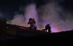 Incendio estructural moviliza a unidades de Bomberos en Puerto Natales