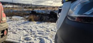 Conductor resulta ileso tras violento volcamiento en el sector de Camino Andino