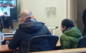 Prisión preventiva para sujeto imputado por agresión con arma blanca y robo en Punta Arenas
