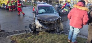 Colisión en la intersección de Avenida España con calle Boliviana deja una persona lesionada en Punta Arenas