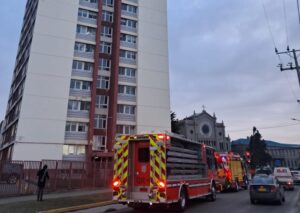 Lactante resultó lesionado en principio de incendio en departamento del edificio Don Bosco