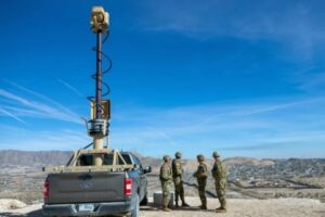El “muro inteligente” de Trump avanza en frontera con México