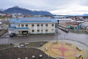 Hospital de Puerto Williams cumple cuatro meses buscando médicos especialistas
