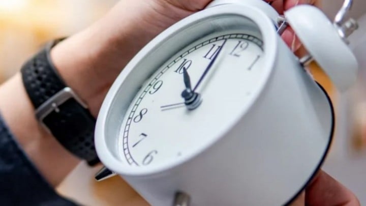 Organizaciones de salud piden al Gobierno suspender el cambio de hora y establecer un huso horario permanente