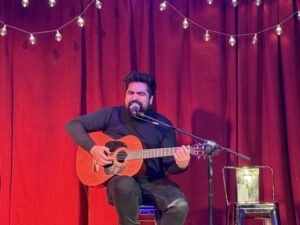 Cantautor chileno Demian Rodríguez debuta en Magallanes con presentaciones en Punta Arenas y Puerto Natales