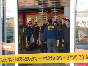Familia de adulto mayor se querella contra Líder y Espacio Urbano en Punta Arenas por fatal fallo de seguridad