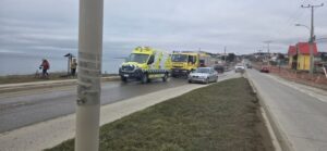 Adulta mayor resultó lesionada tras caer desde altura en sector Costanera del Estrecho