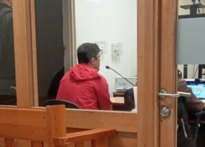 Un hombre fue condenado en Punta Arenas por irrumpir con violencia en la casa de su expareja e hijos