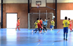 Payasitos caminantes confirman torneo de futsal infantil en apoyo a las Jornadas