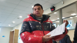 Periodista Avendaño se disculpó ante Flies