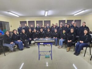 Coro Arte Vocal acompañará a Roberto Bravo en conciertos por el aniversario del Centro de Rehabilitación Cruz del Sur