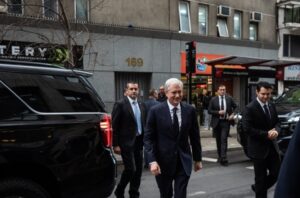 Kast asegura que se respetarán los derechos de salud ante polémica por borrador de reforma constitucional