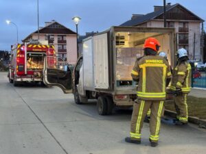 Falla mecánica en un camión genera humo y moviliza a la Quinta Compañía de Bomberos en Punta Arenas