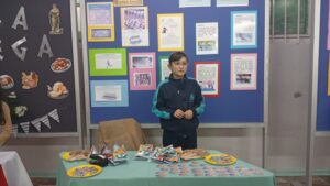 Estudiantes de Insafa expusieron de la cultura griega