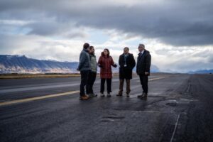 MOP asegura continuidad de vuelos durante reparación de la pista del aeródromo de Puerto Natales