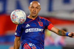Marcelo Díaz anunció su retiro del fútbol profesional a fin de la temporada 2026
