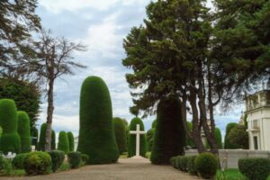 Cementerio Municipal evalúa ampliación ante creciente demanda de nichos y sepulturas