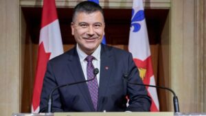 Diplomático magallánico Felipe Orellana es designado nuevo cónsul general de Chile en Caracas