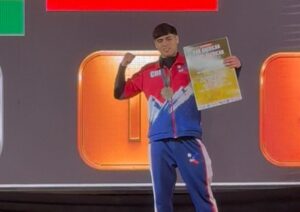 Magallánico Leonardo Pallacar se corona campeón sudamericano de Kickboxing en Olmué