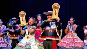 Porvenireños Sofía Oyarzo y Jordan Fuentes representarán a Magallanes en el Nacional Infantil de Cueca en Iquique