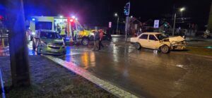 Dos menores lesionados dejó una colisión ocurrida en la intersección de avenida Independencia con calle José Nogueira
