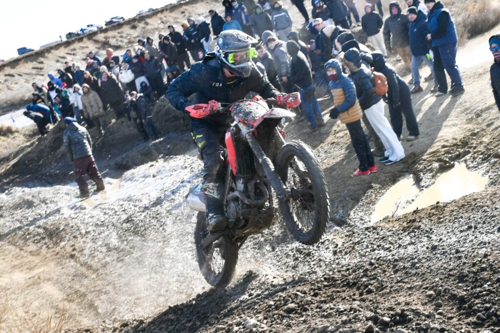 Martín Ortega arranca la temporada de motociclismo 2026-2027 con podio en Río Grande tras sanción administrativa
