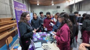 Realizan Feria Vocacional 2026 en Tierra del Fuego para orientar sobre educación superior y beneficios