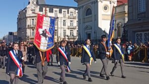 Magallanes conmemora las Fiestas Patrias con masivo desfile estudiantil en Punta Arenas