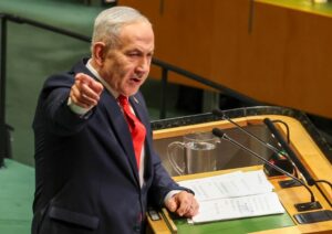 Netanyahu califica acusaciones de genocidio como “la mayor mentira del siglo” ante abandono masivo en la ONU