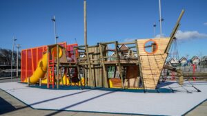 Finalizan obras de la Plaza Cívica Archipiélago de Chiloé en el sector sur de Punta Arenas