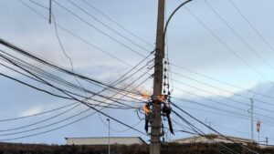 Bomberos controla incendio de cables en sector poniente de Punta Arenas