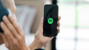 Spotify lanzará en Chile su programa de monetización para creadores de podcasts y podcasts en video