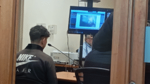 Prisión preventiva para joven acusado de VIF y robo de vehículo en Punta Arenas